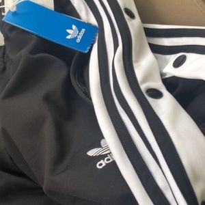 ADIDAS SWEATS